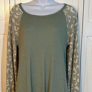Waffle knit with leopard sleeve sage green long-sleeve shirt